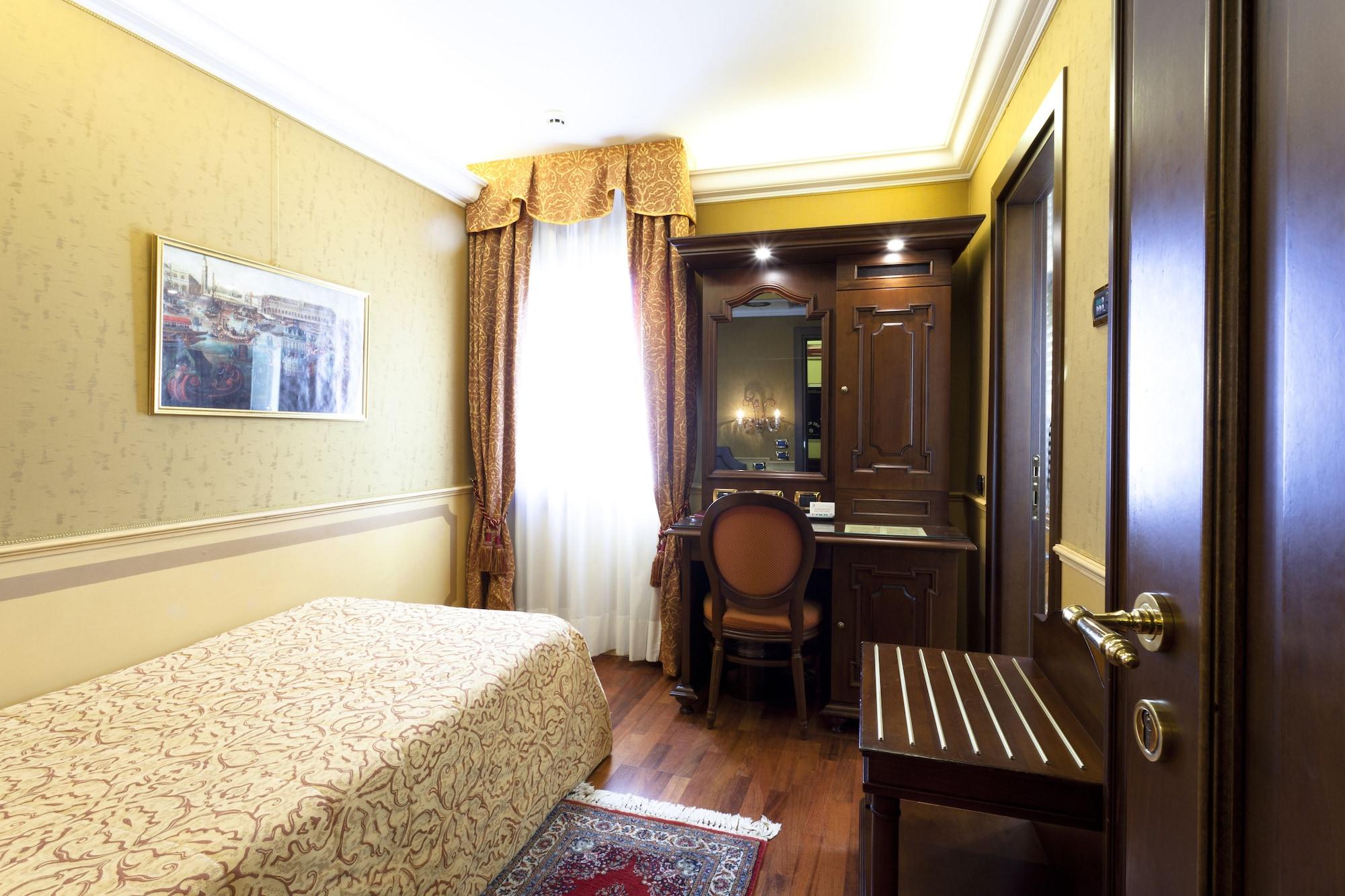 Hotel Al Codega Venesia Bagian luar foto