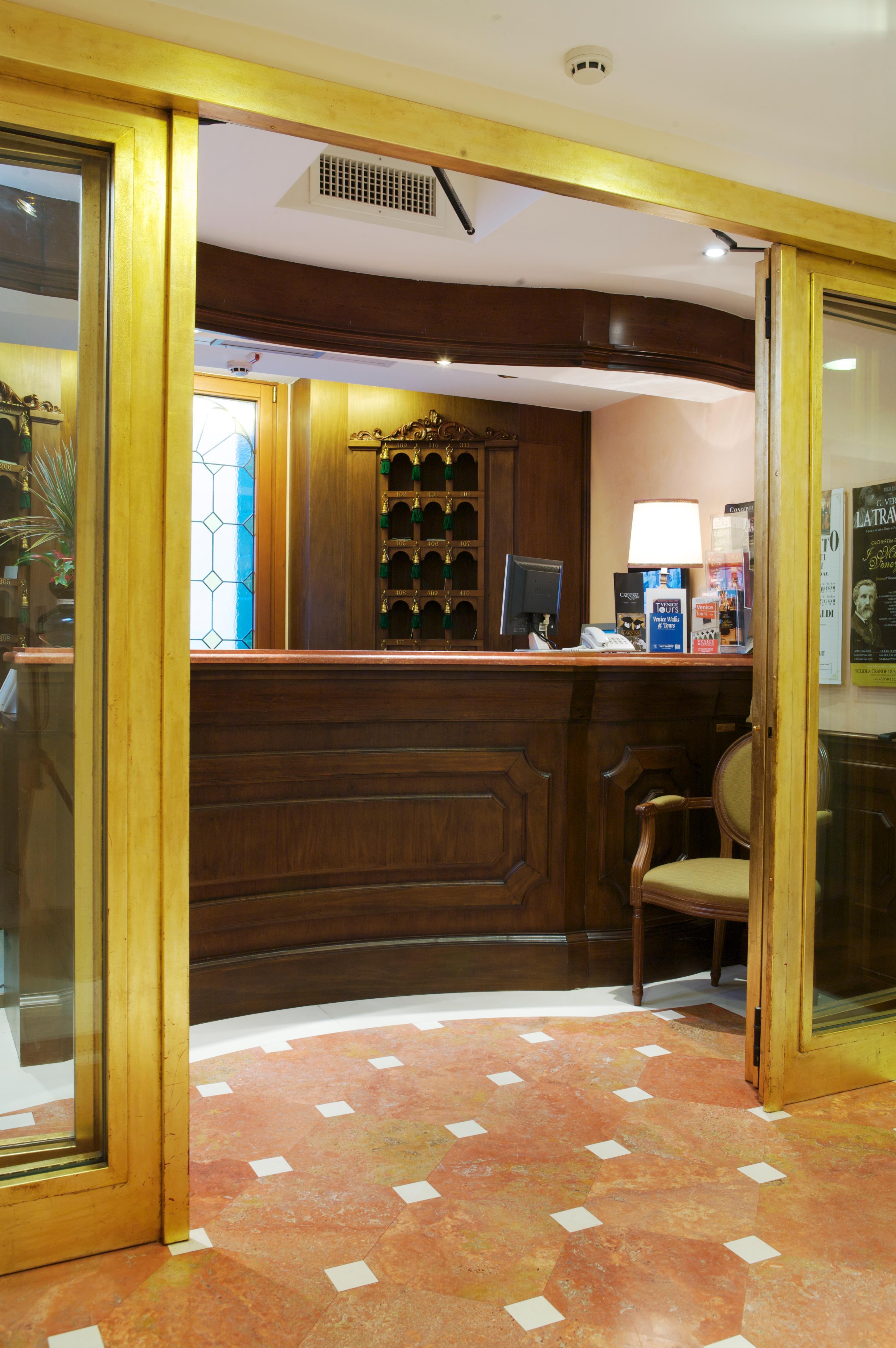 Hotel Al Codega Venesia Bagian luar foto