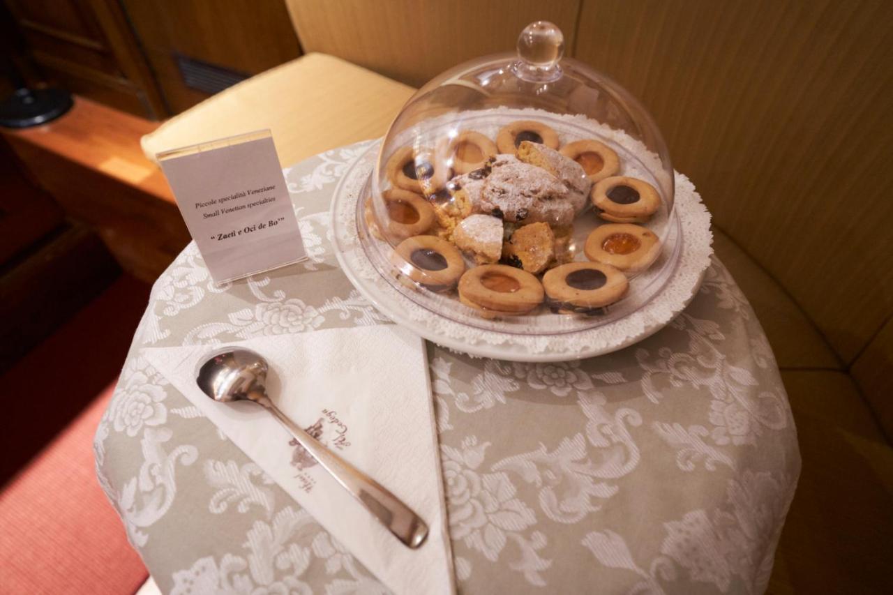 Hotel Al Codega Venesia Bagian luar foto