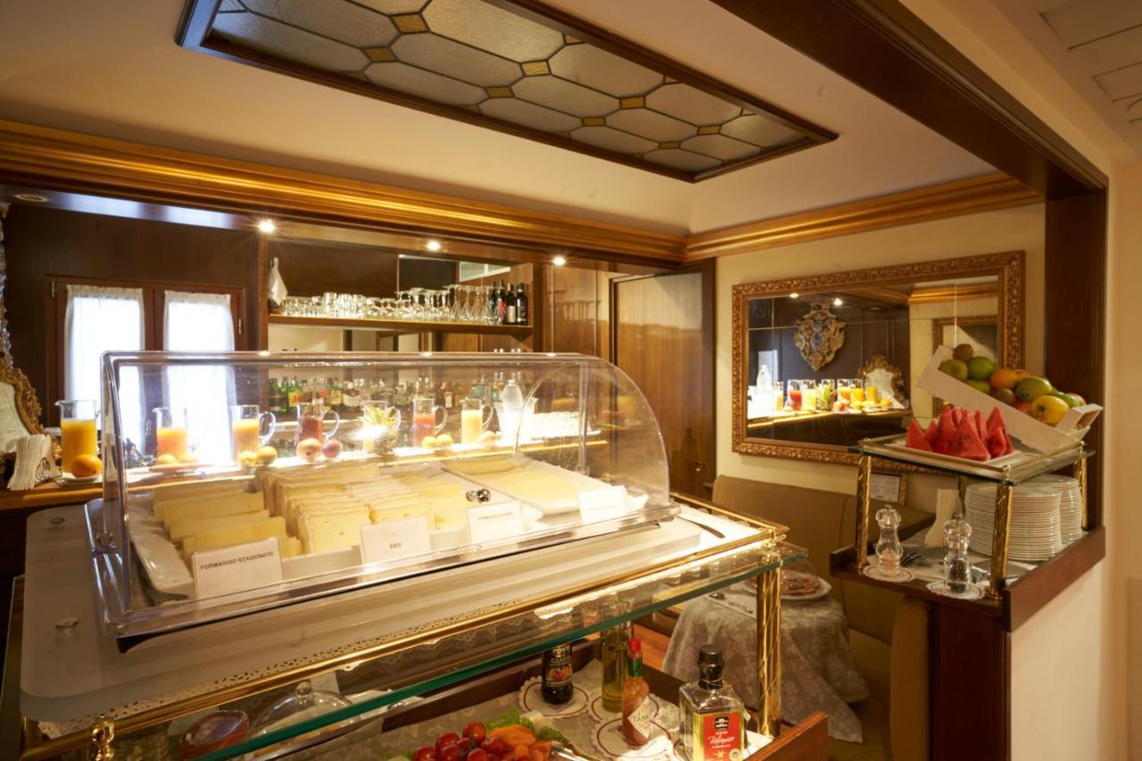 Hotel Al Codega Venesia Bagian luar foto